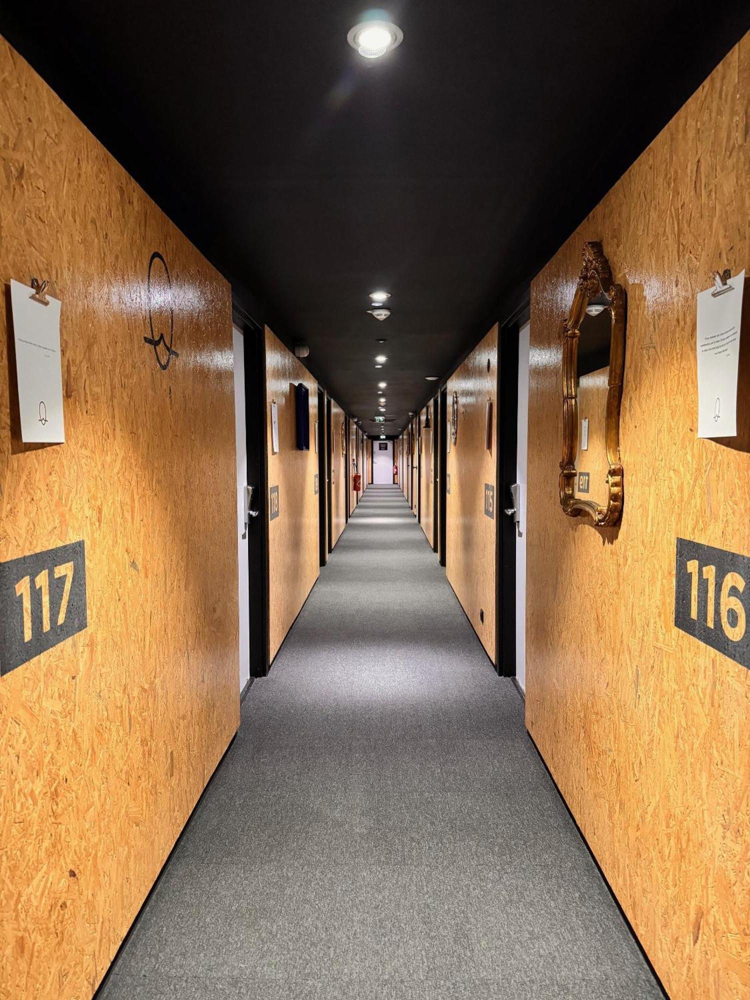 The Originals Access, Hotel Moustache, Seclin Bagian luar foto