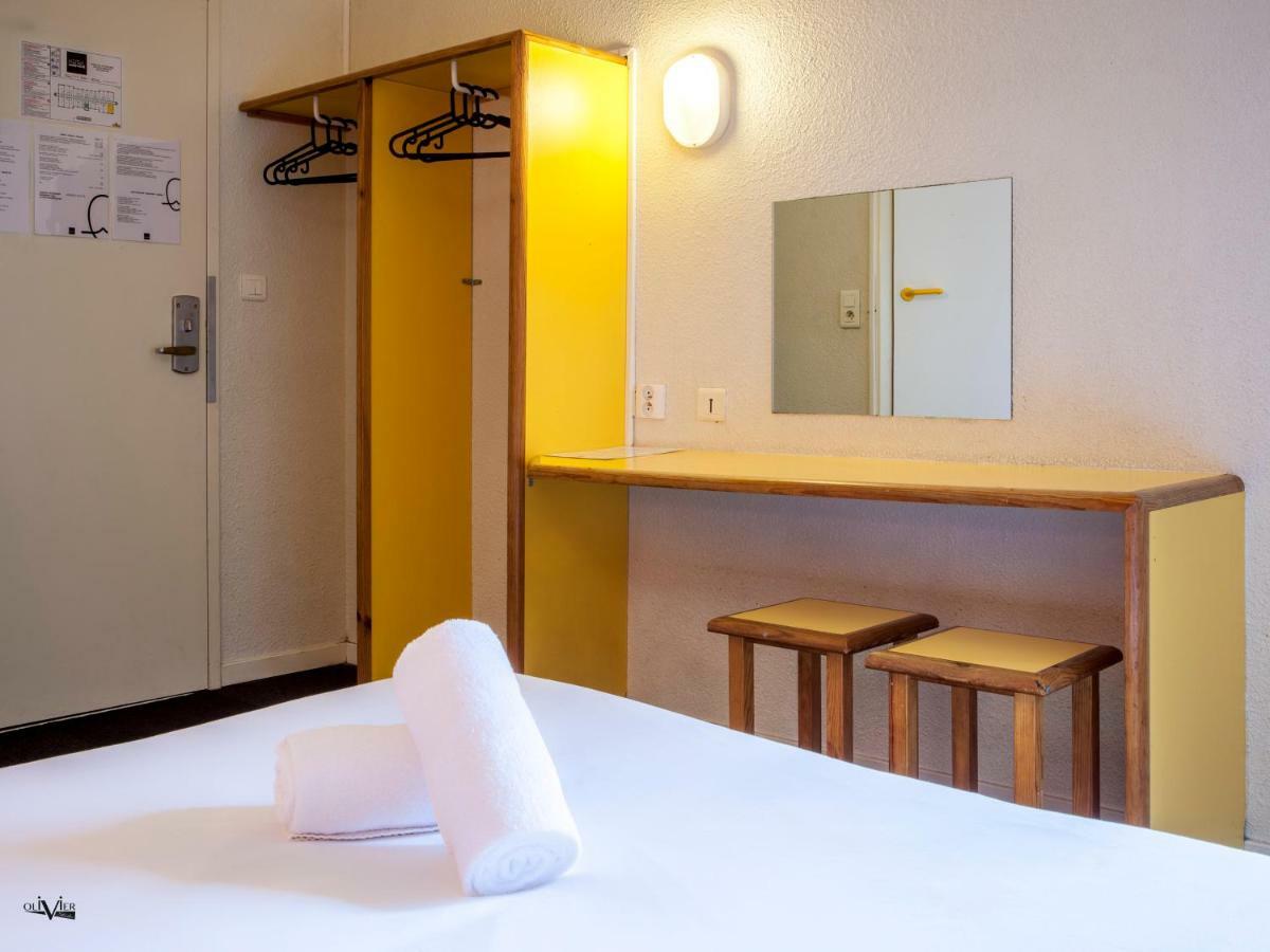 The Originals Access, Hotel Moustache, Seclin Bagian luar foto
