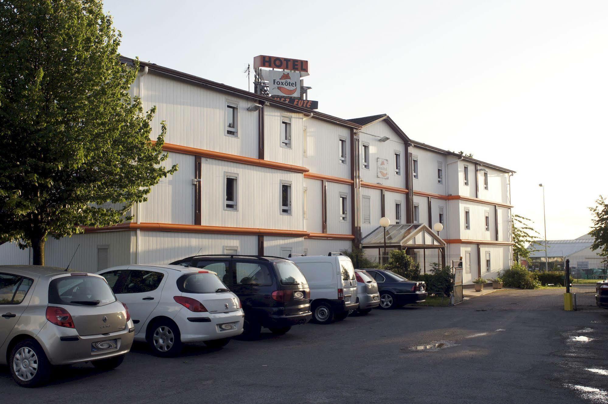 The Originals Access, Hotel Moustache, Seclin Bagian luar foto